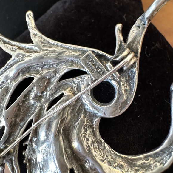 Israel 925 Silver Swirl Brooch with Black Accent - Picture 8 of 9